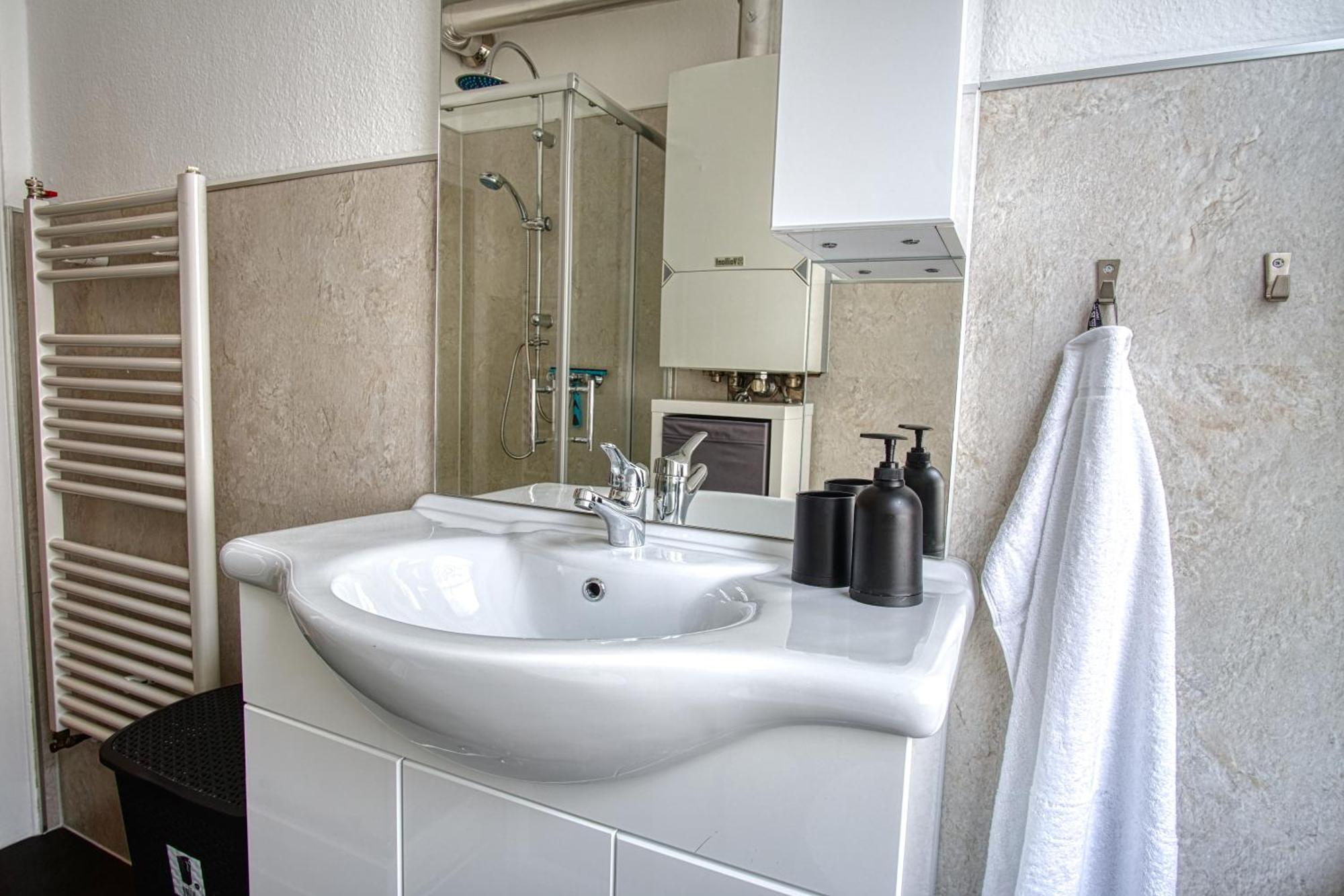 Homefy Sleep & Relax Apartment - Free Parking - Top Location Essen Exterior photo